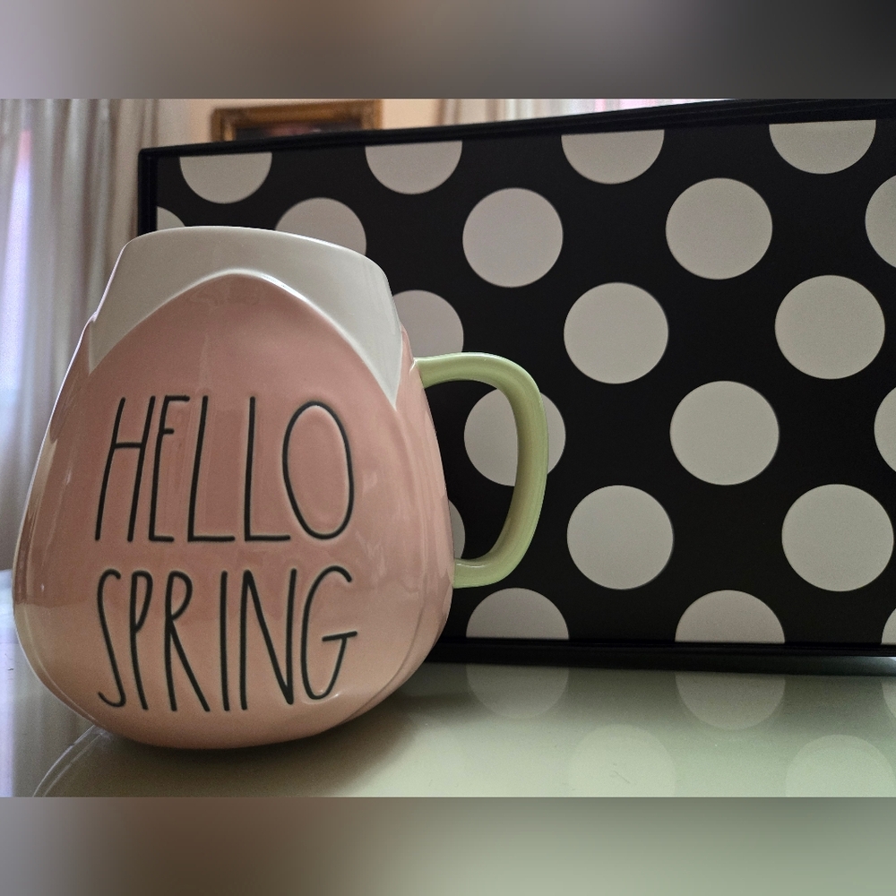 ✨️RD Hello Spring Mug✨️ - Picture 1 of 3